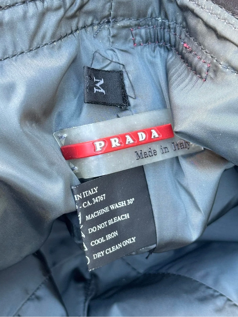 Prada Black / Red Bucket Hat (Size M) - Picture 5 of 5